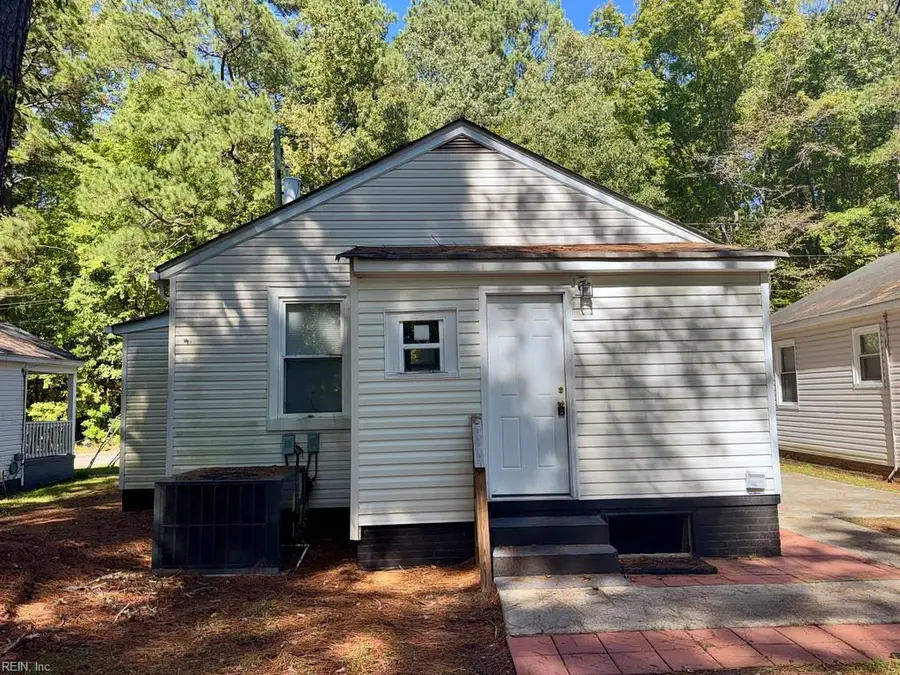 907 Mckinley Avenue, Suffolk, VA 23434 - #2