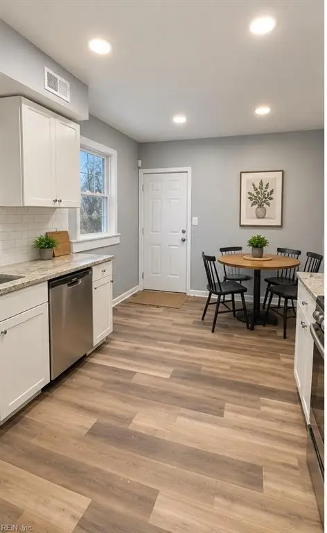 321 Hill Street, Suffolk, VA 23434 - #2