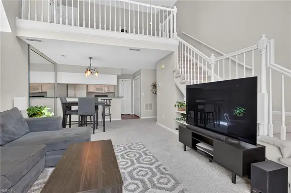 2112 Willow Point Arch, Chesapeake, VA 23320