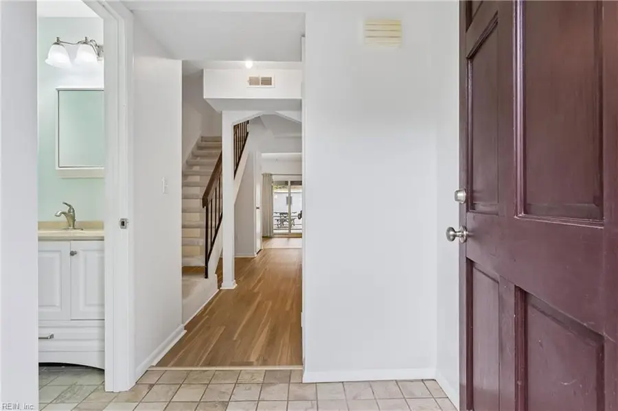 822 Biltmore Drive, Virginia Beach, VA 23454 - #3