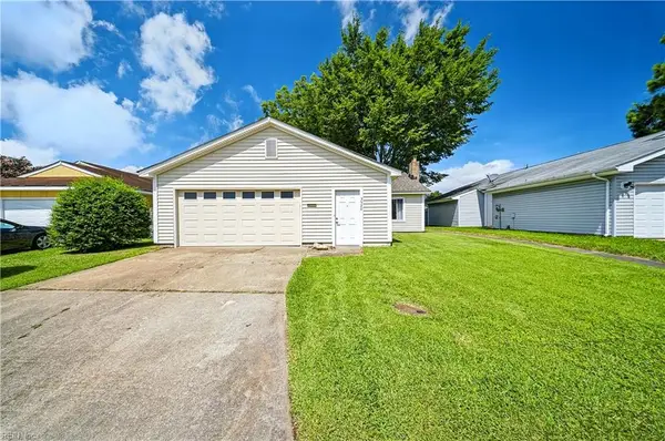 3520 Daisy Crescent, Virginia Beach, VA 23453