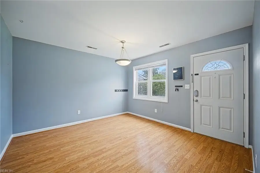 1437 Glendale Avenue, Chesapeake, VA 23323 - #3
