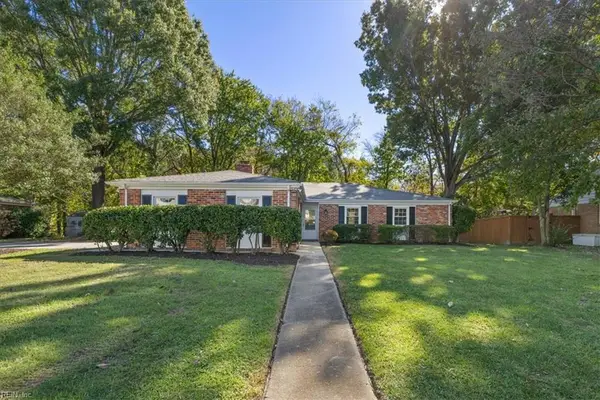 804 Duke Of Suffolk Drive, Virginia Beach, VA 23454
