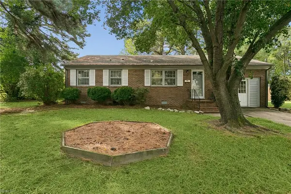 421 Palace Court, Hampton, VA 23666