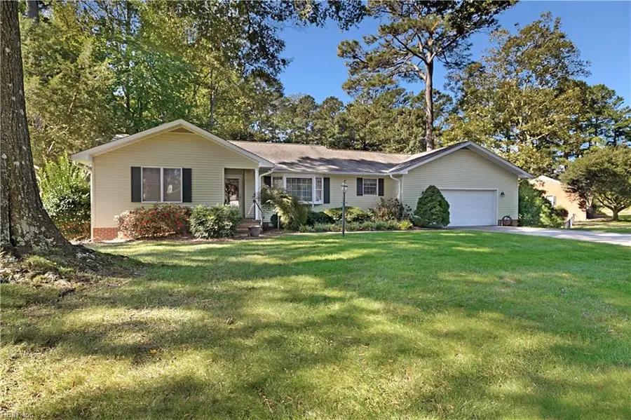 6112 Wiatt Street, Gloucester, VA 23061 - #2