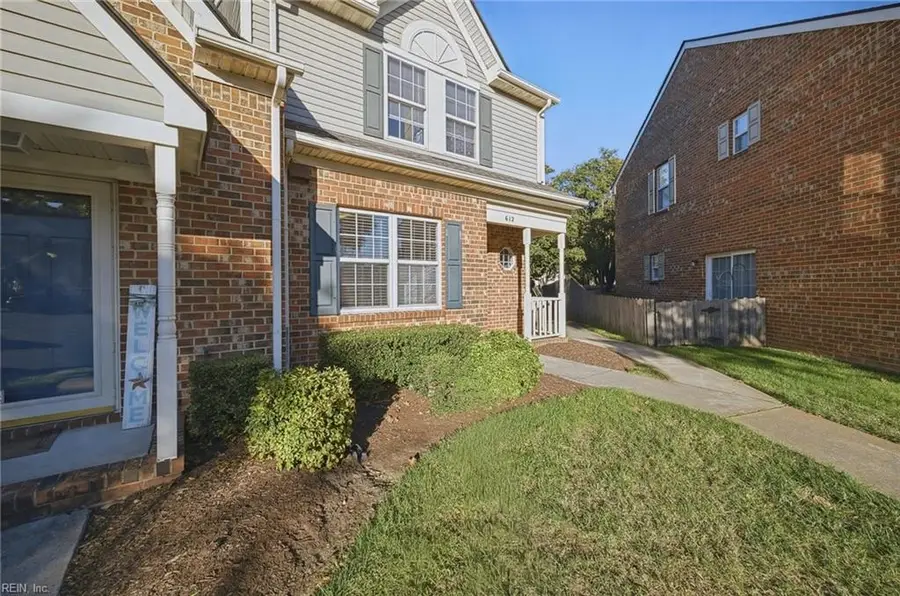 612 W Lake Circle #53, Chesapeake, VA 23322 - #2