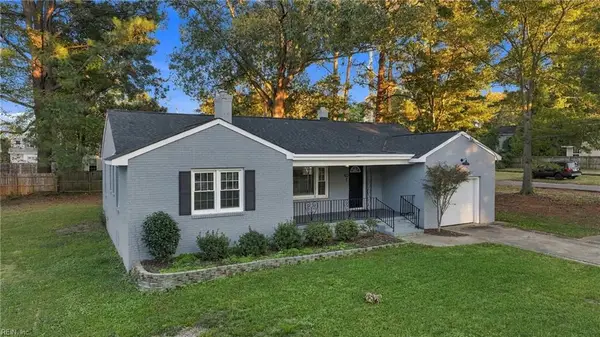 102 Thalia Road, Virginia Beach, VA 23452