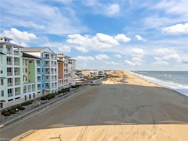 3738 Sandpiper Road #414B, Virginia Beach, VA 23456