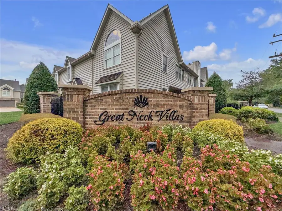 1817 Calash Way Way, Virginia Beach, VA 23454 - #2
