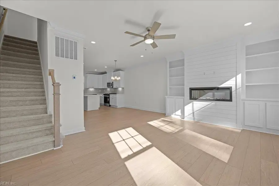 639 22nd Street #D, Virginia Beach, VA 23451 - #3