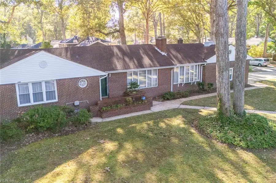 4605 Hermitage Road, Virginia Beach, VA 23455 - #3