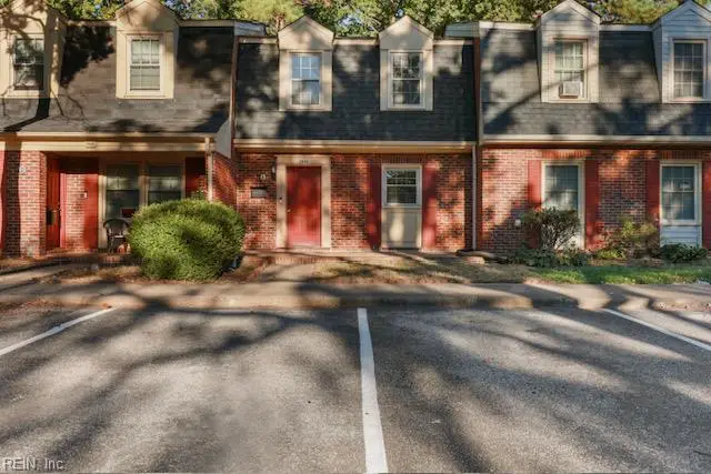 394 Circuit Lane Lane #E, Newport News, VA 23608 - #1