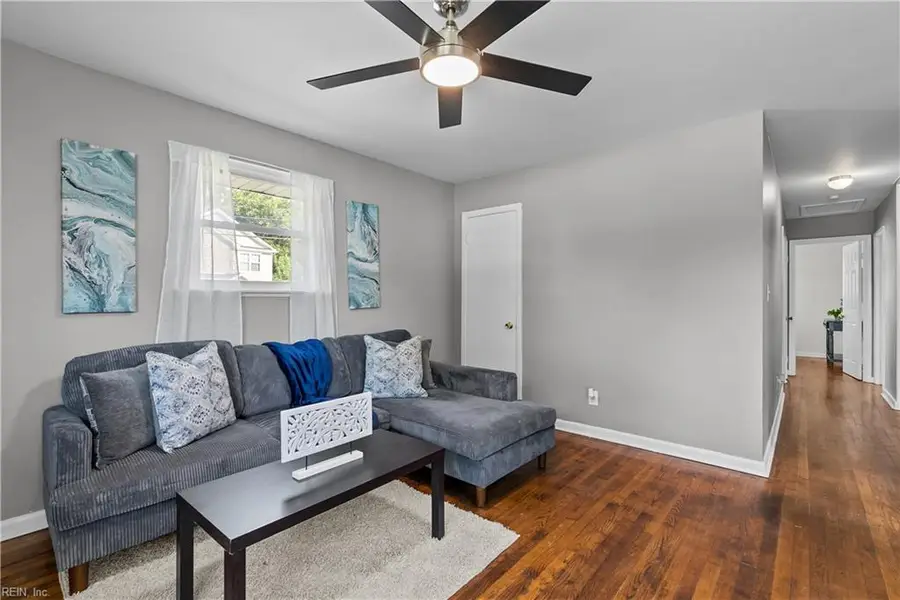 526 Powhatan Parkway, Hampton, VA 23661 - #3