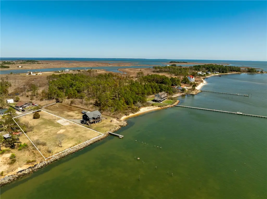 1754 Jenkins Neck Road, Hayes, VA 23072 - #1