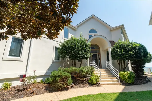 36 Bay Front Place, Hampton, VA 23664