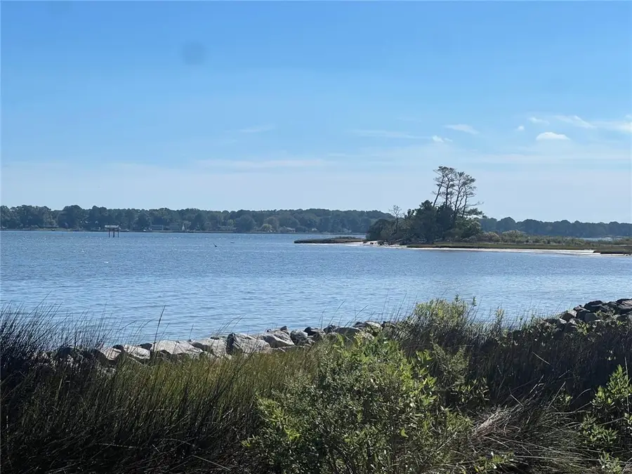 816 Ship Point Road, Yorktown, VA 23692-3162 - Image #2