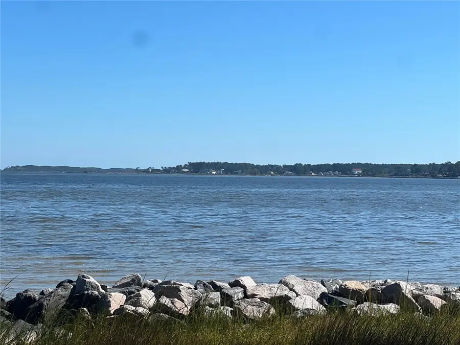 816 Ship Point Road, Yorktown, VA 23692-3162 - Image #3