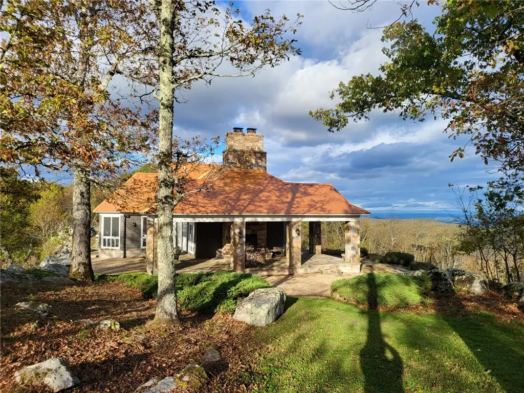 504 Airport Drive, Hot Springs, VA 24445 - Image #1