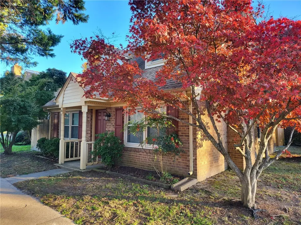 16 Glascow Way, Hampton, VA 23669 - Image #1