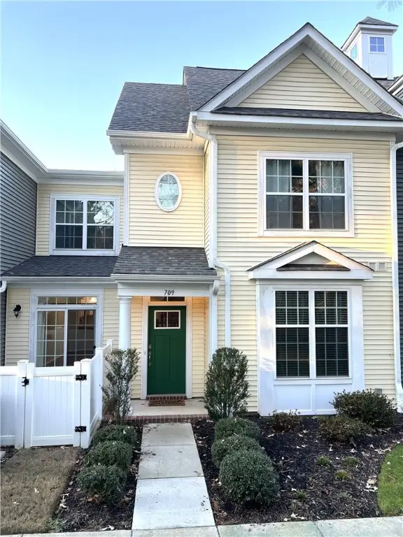 709 Promenade Lane, Williamsburg, VA 23185