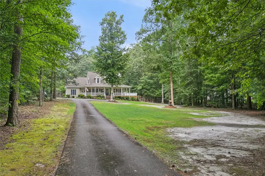 8194 Manor Drive, Gloucester, VA 23061 - Image #3