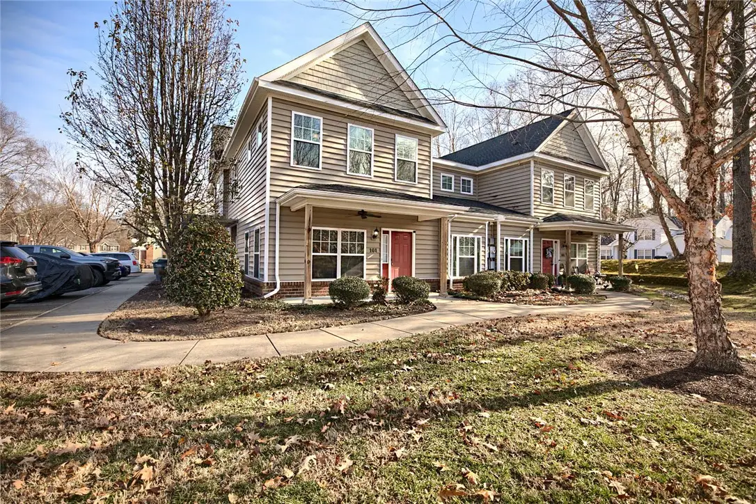 101 Lakeview Cove, Smithfield, VA 23430 - Image #1