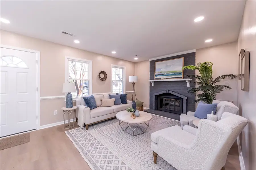 102 Phoenix Circle, Williamsburg, VA 23188-1817 - Image #2