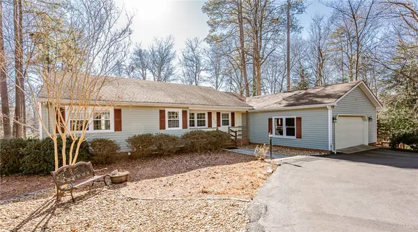 3419 S Hairpin Drive, Quinton, VA 23141