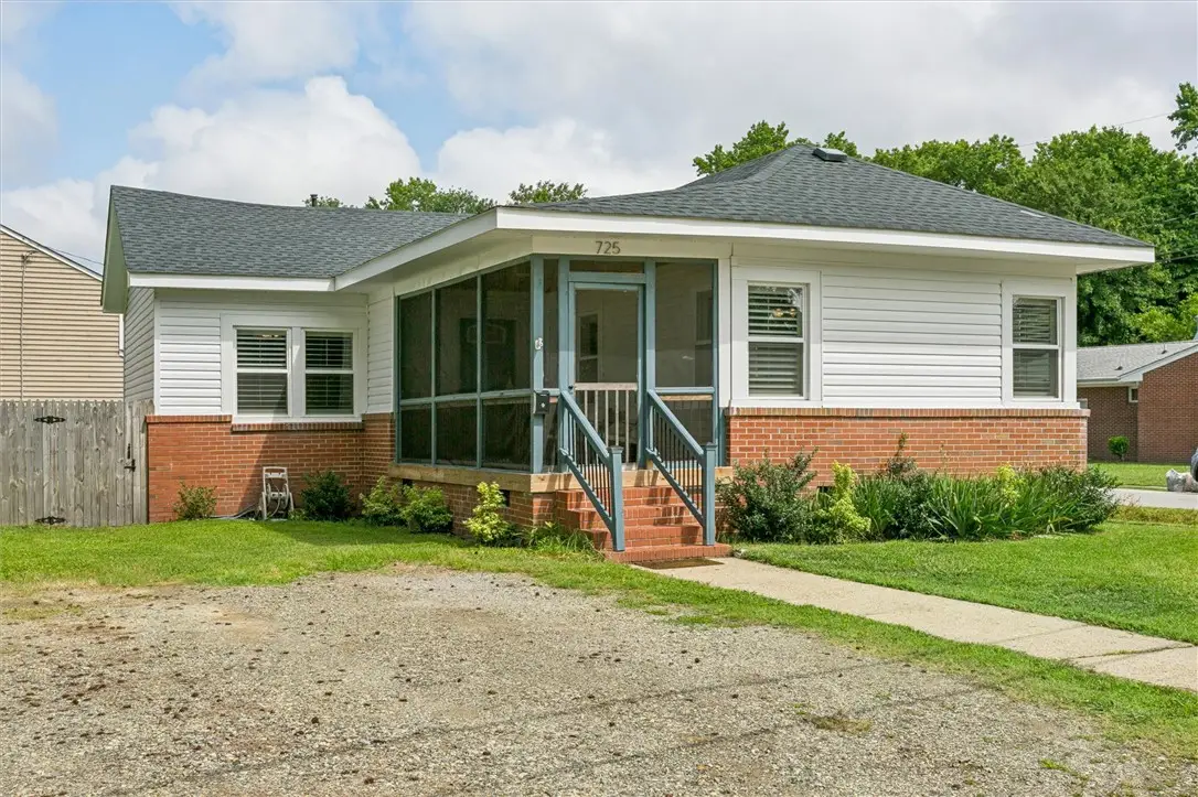 725 Old Buckroe Road, Hampton, VA 23663 - Image #1