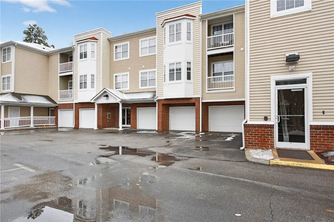 522 Knolls Drive #205, Newport News, VA 23602 - Image #1
