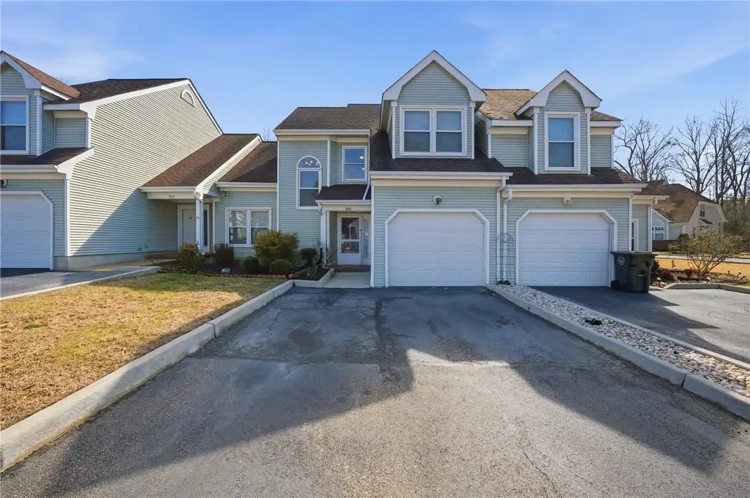 302 Bridge Crossing, Yorktown, VA 23692 - #1