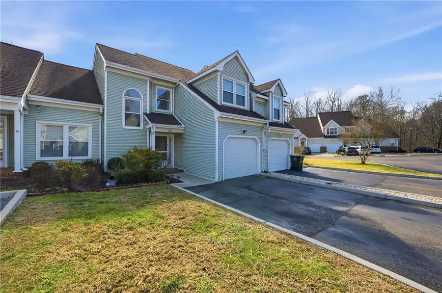302 Bridge Crossing, Yorktown, VA 23692 - #2