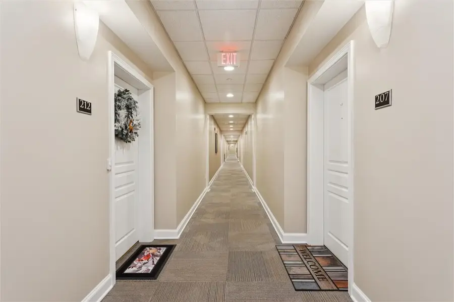 670 Town Center Drive #207, Newport News, VA 23606 - Image #3