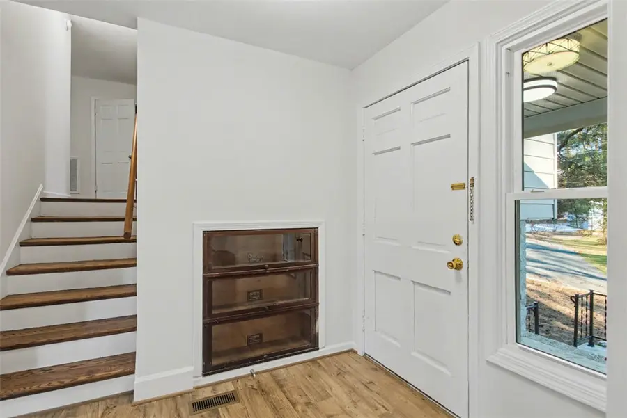 110 W Rexford Drive, Newport News, VA 23608 - Image #3