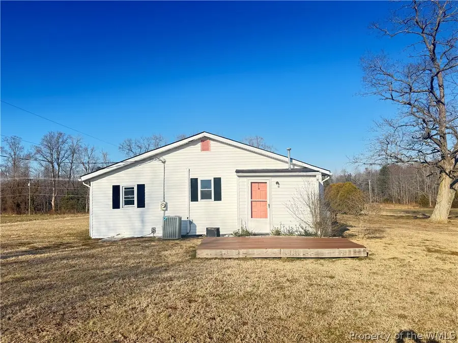 422 Syringa Road, Topping, VA 23169 - #2