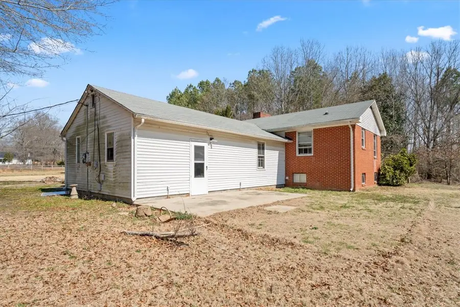 10401 Carriage Road, Providence Forge, VA 23140 - #2