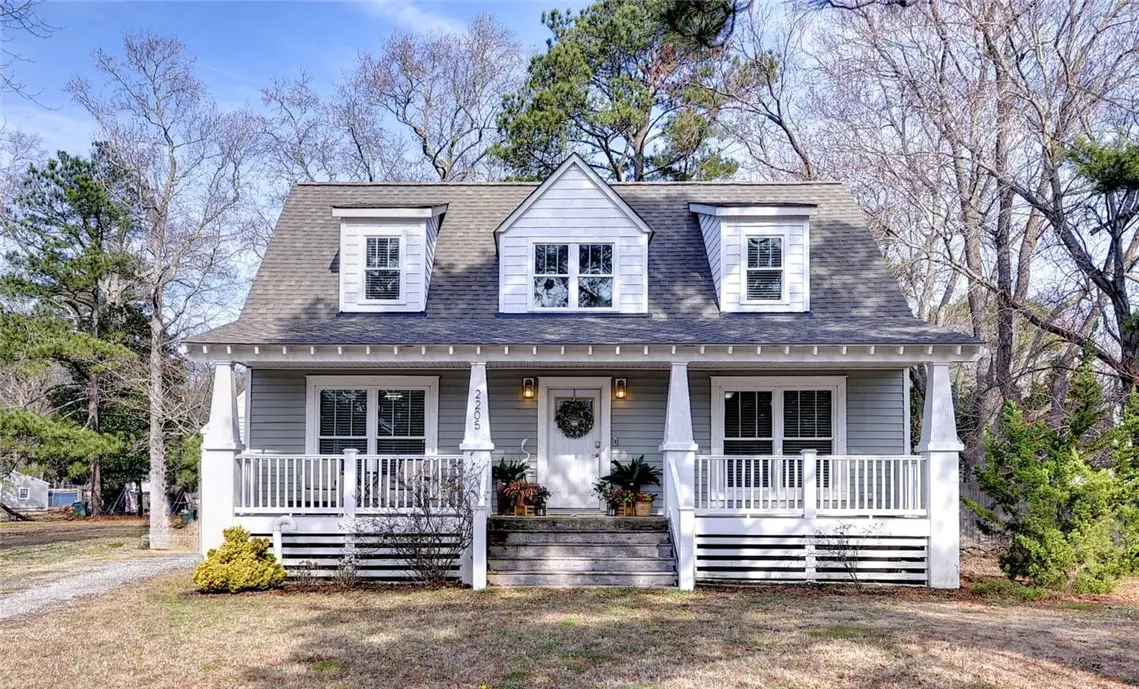 2205 Seaford Road, Seaford, VA 23696 - #1