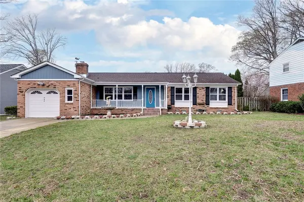 225 Shadywood Drive, Newport News, VA 23602