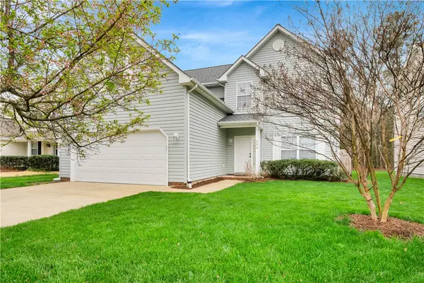 202 Vivian Court, Yorktown, VA 23690