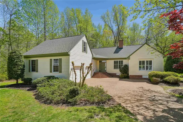 100 Great Glen, Williamsburg, VA 23188