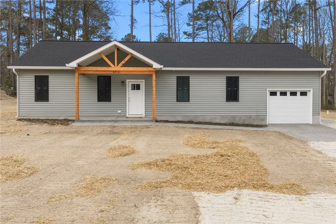 8978 Marlfield Road, Gloucester, VA 23061 - #1