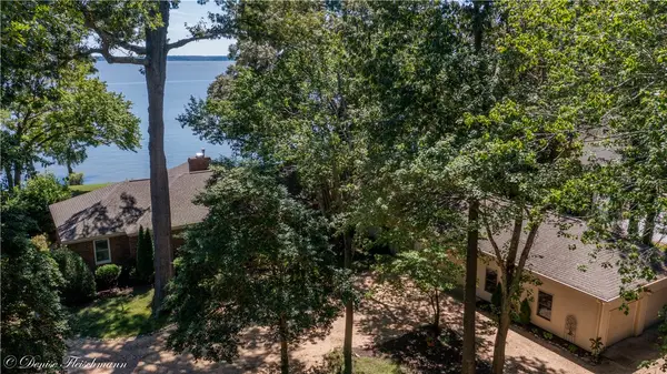 22501 Cypress Point Road, Williamsburg, VA 23185