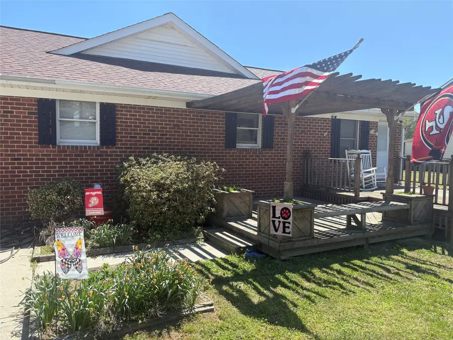 19 Ewellville Lane, Dutton, VA 23050 - #2