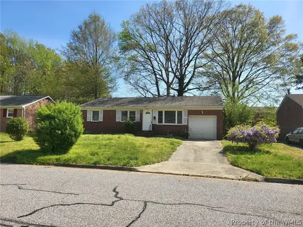 16 Colony Road, Newport News, VA 23602