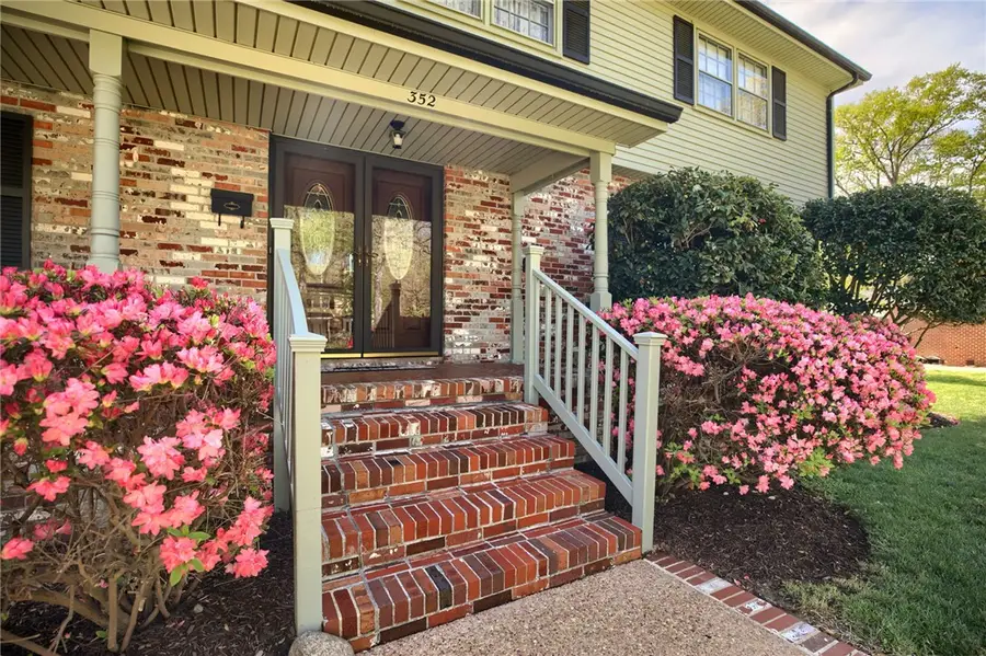 352 Wendwood Drive, Newport News, VA 23602 - #2