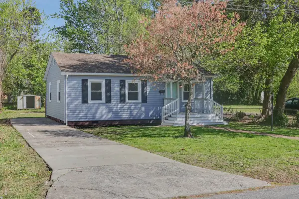 212 N Sixth Street, Hampton, VA 23664