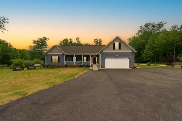 403 Oaktree Road, Williamsburg, VA 23188