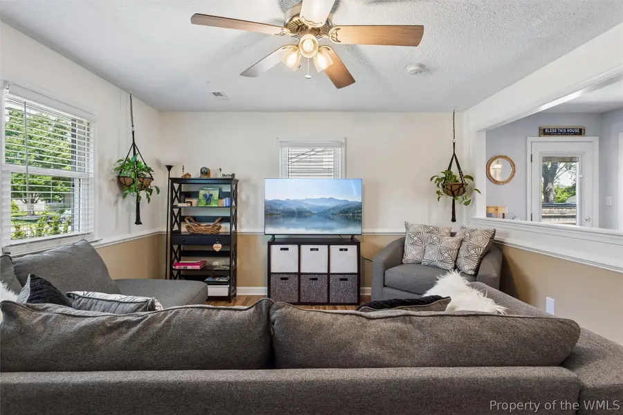 2 Pavilion Place, Hampton, VA 23664 - #2