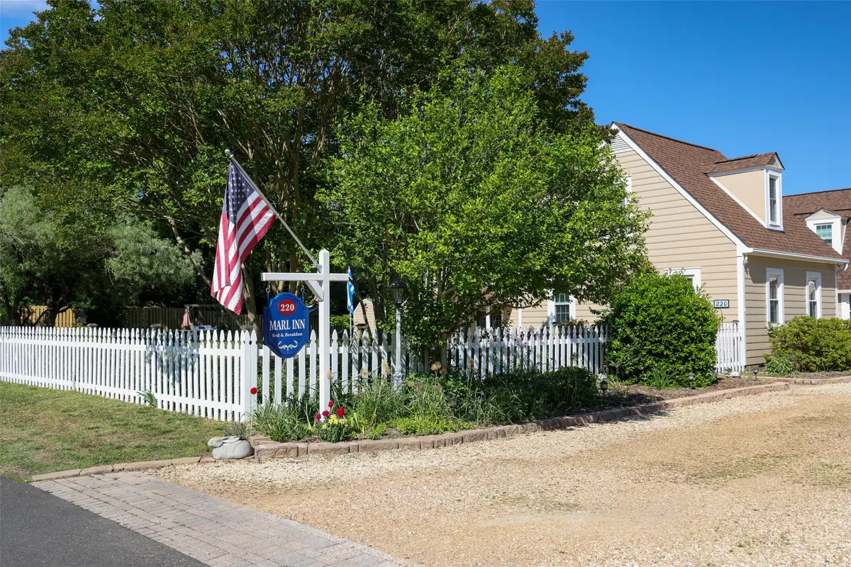 220 Church Street, Yorktown, VA 23690 - #1