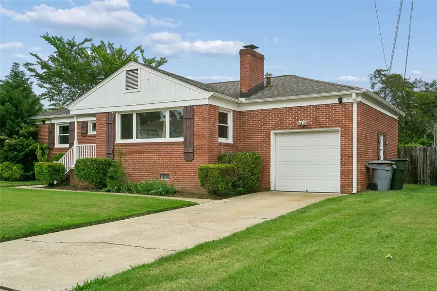 28 Brookfield Drive, Hampton, VA 23666 - #3